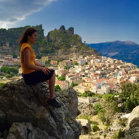 Sardinia Climbing House *
