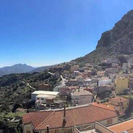 Sardinia Climbing House * Ulassai