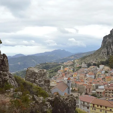 Sardinia Climbing House Ulassai