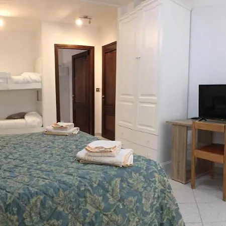Sardinia Climbing House Bed & Breakfast *